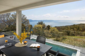 Beautiful Villa Lipa with pool